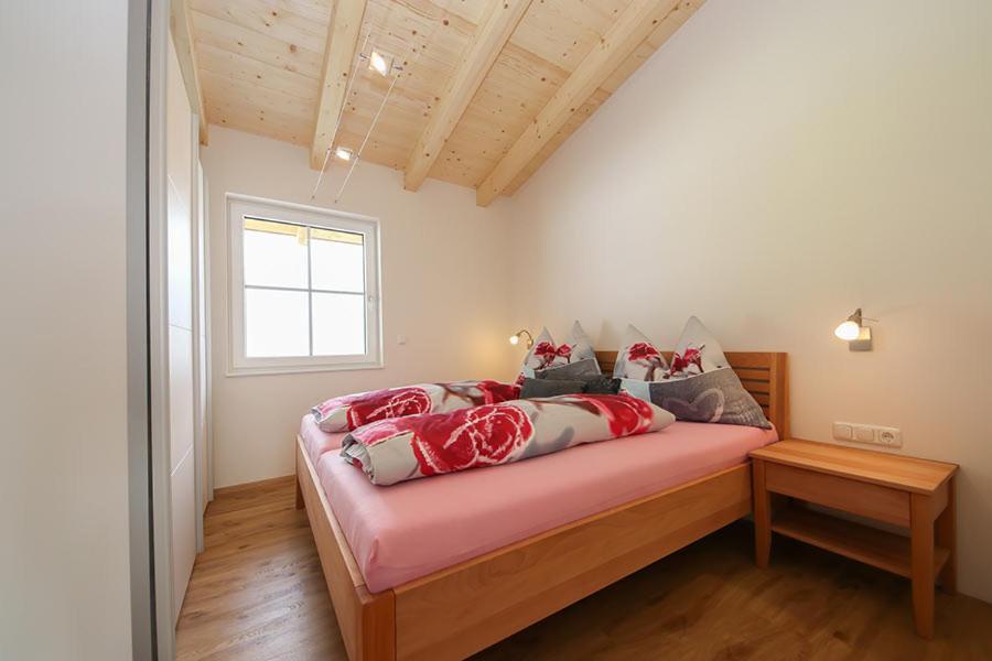 Spitzbua Apartment Saalfelden ภายนอก รูปภาพ